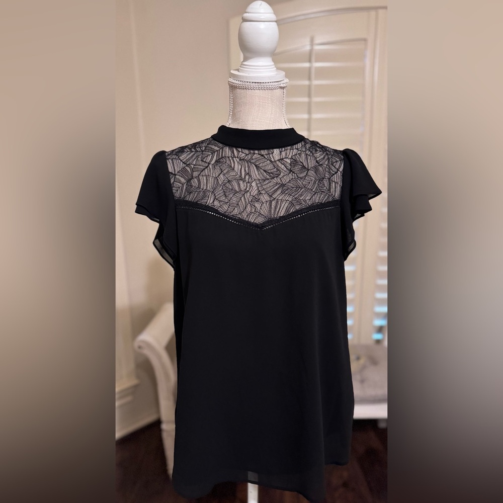 H & M Black Lace Yoke Flutter Sleeve Women’s Top